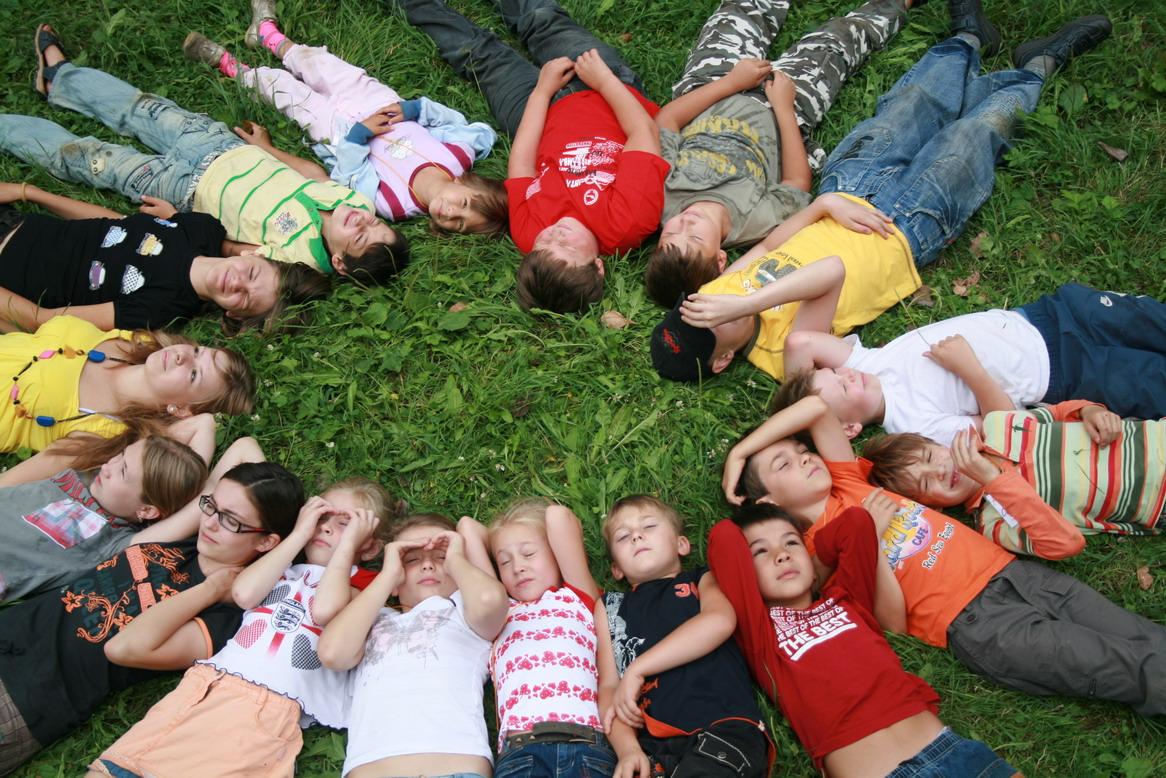 Cum ar trebui să fie pregătit copilul pentru prima sa odihnă la tabăra de vară  pentru copii