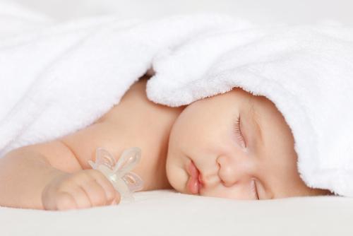 Американские ученые подсчитали, сколько должны спать дети в зависимости от возраста