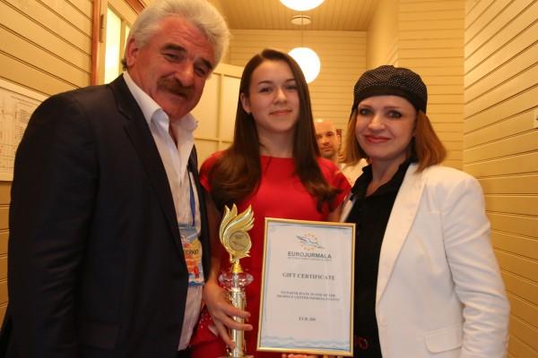 O tînără din Moldova a cucerit Grand Prix-ul Festivalului de la Jurmala