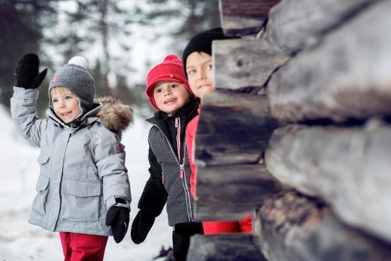 Обзор цен на зимнюю верхнюю одежду и аксессуары для детей в Кишиневе