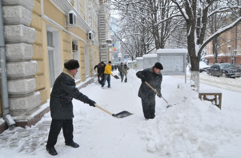Молдову ждет суровая зима: синоптики рекомендуют запасать еду и воду