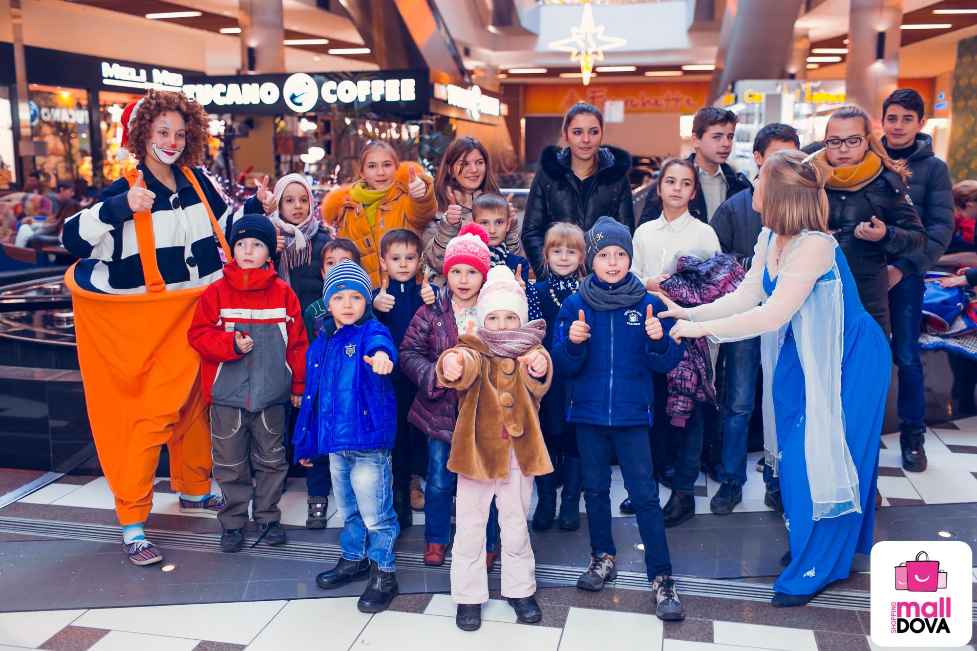 Звон колокольчиков и детские улыбки в торговом центре Shopping MallDova