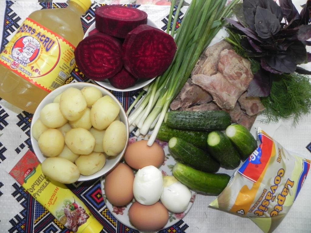 Ciorbă cu sfeclă roșie și carne de vițel de la Maria Andriuță
