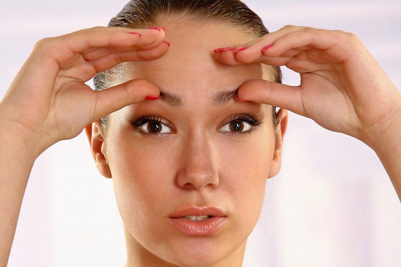Как избавиться от мимических морщин и впадинок на лице