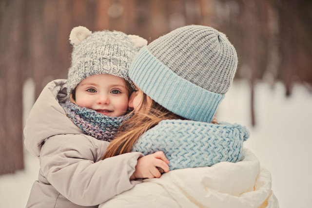 Как одеть ребенка зимой, чтобы ему не было жарко или холодно