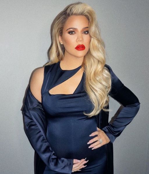 Cum arată Khloe Kardashian însărcinată