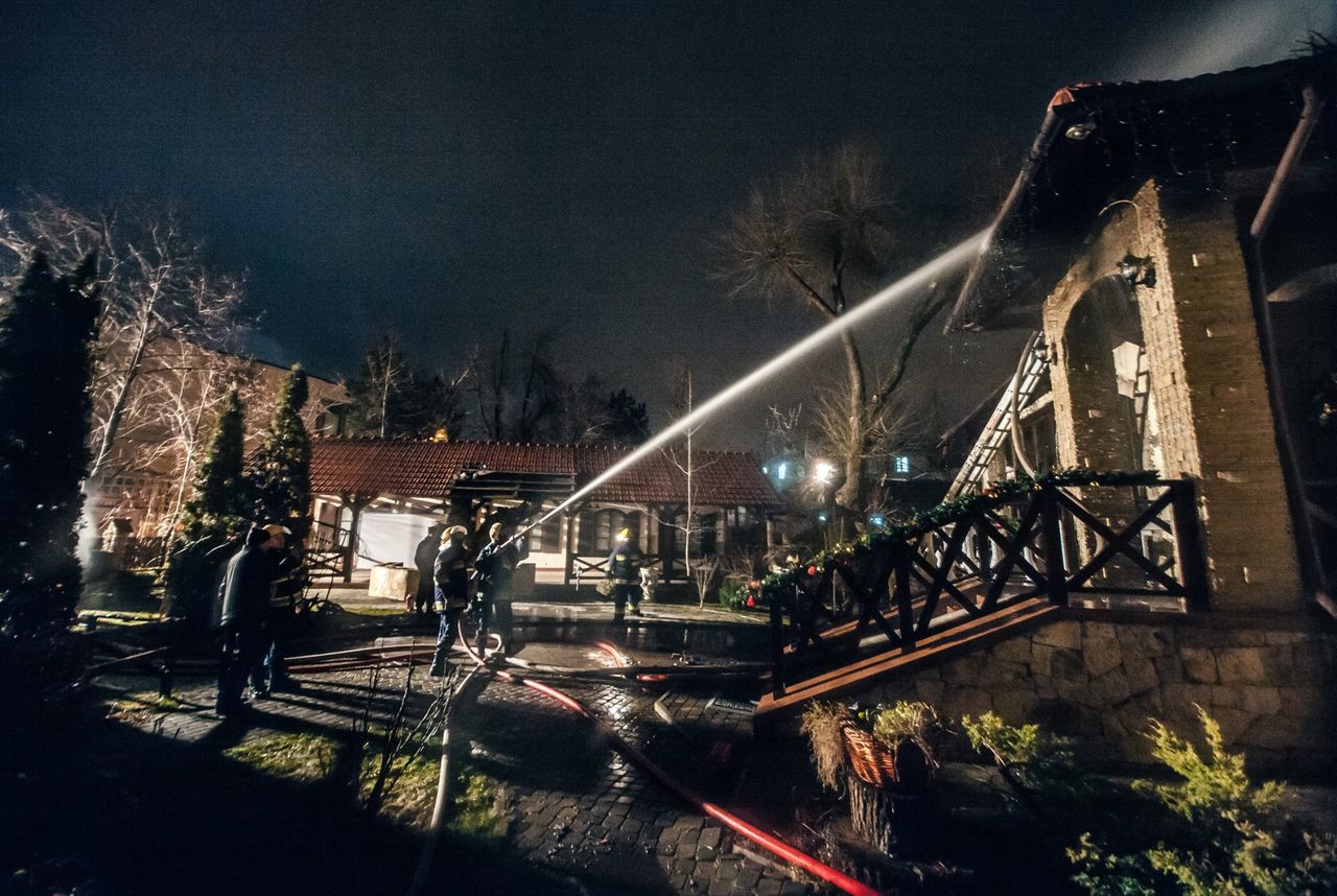 Появились фото сгоревшего ресторана "Кавказская пленница" на Рышкановке