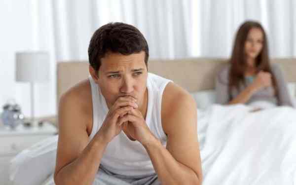 Sexolog-urolog: De ce bărbații ejaculează prea repede?