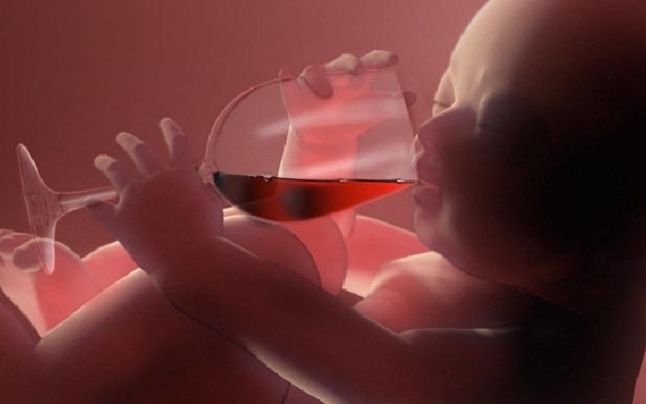 Sarcina și consumul de alcool – incompatibile cu visul de a deveni mamă