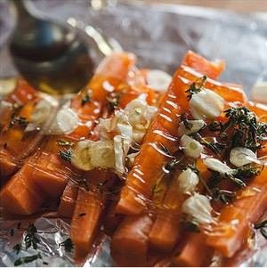 Pulpe de pui cu morcovi în miere de la Nadejda Baitoi