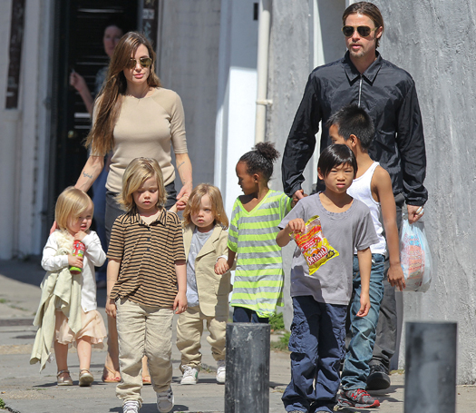 15 sfaturi legate de educația copiilor de la Angelina Jolie și Brad Pitt