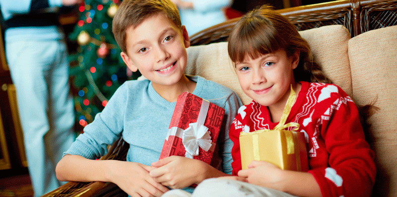 Cum trebuie să răspundeți la întrebările copilului legate de Moș Crăciun?