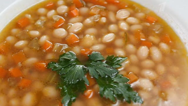 Рецепты для Великого Поста: фасолевый суп