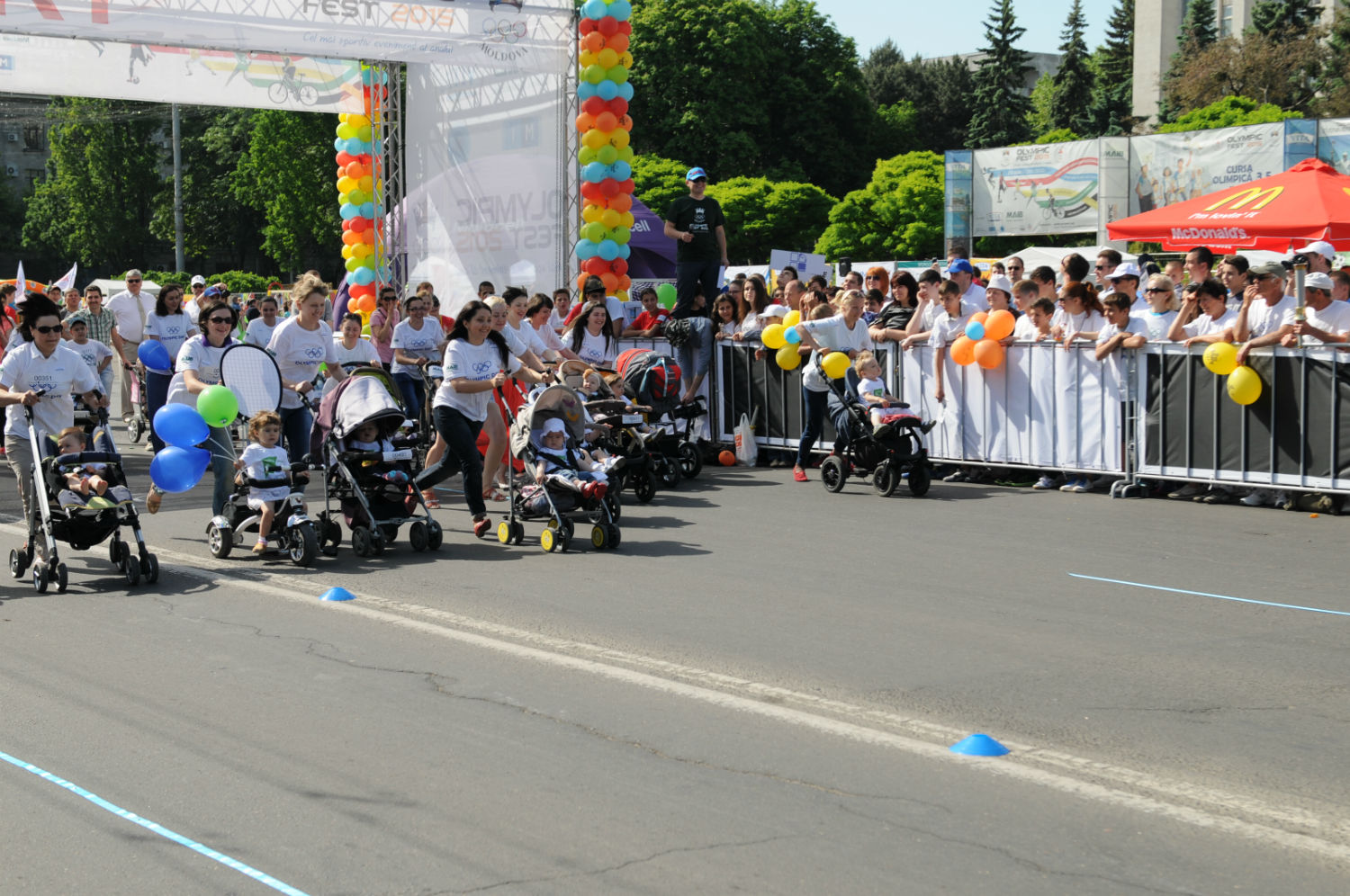 Scutecul – echipament şi căruciorul – bolid de mare viteză! Ne pregătim pentru Olympic Fest 2016