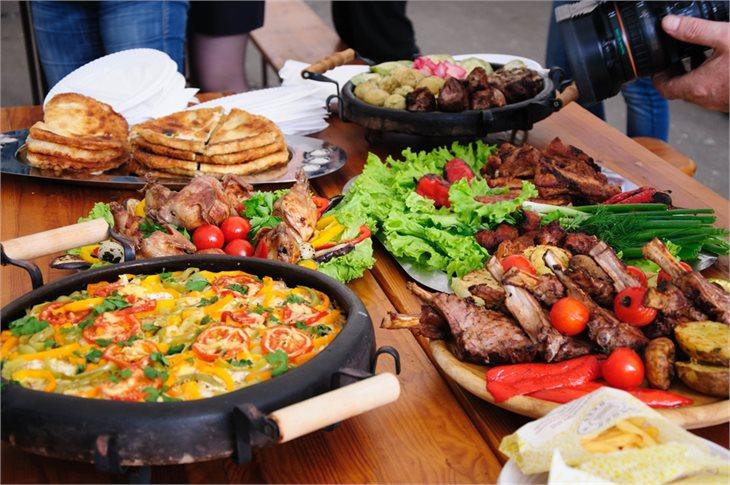 В Кишиневе открывается трехдневный фестиваль барбекю