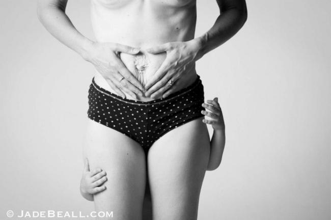 Фотопроект «Тела матерей».Что беременность делает с женским телом