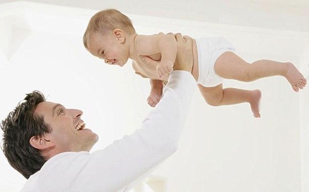 5 exerciții pentru bebeluş şi un tată leneș