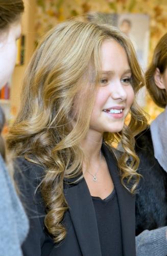 Fiica lui Dmitrii Malicov, Stefania în vîrstă de doar 14 ani a semnat primul contract de modeling