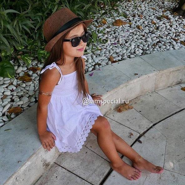 Soția lui Geegun și-a transformat fiica de 5 ani în model (Foto)
