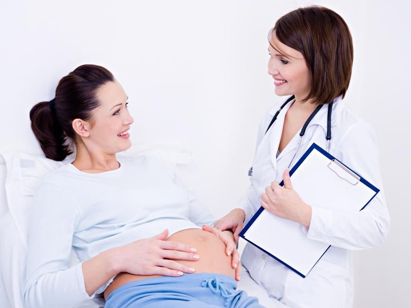 Iulia Smirnova. Ne pregătim pentru nașterea copilului: cum alegem medicul?