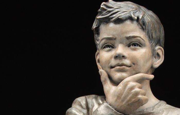Почти живые: невероятно реалистичные скульптуры о счастливом детстве