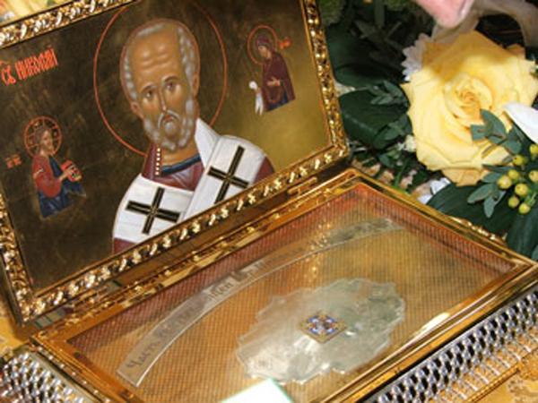 În Moldova au fost aduse moaştele Sfîntului Nicolae făcătorul de minuni