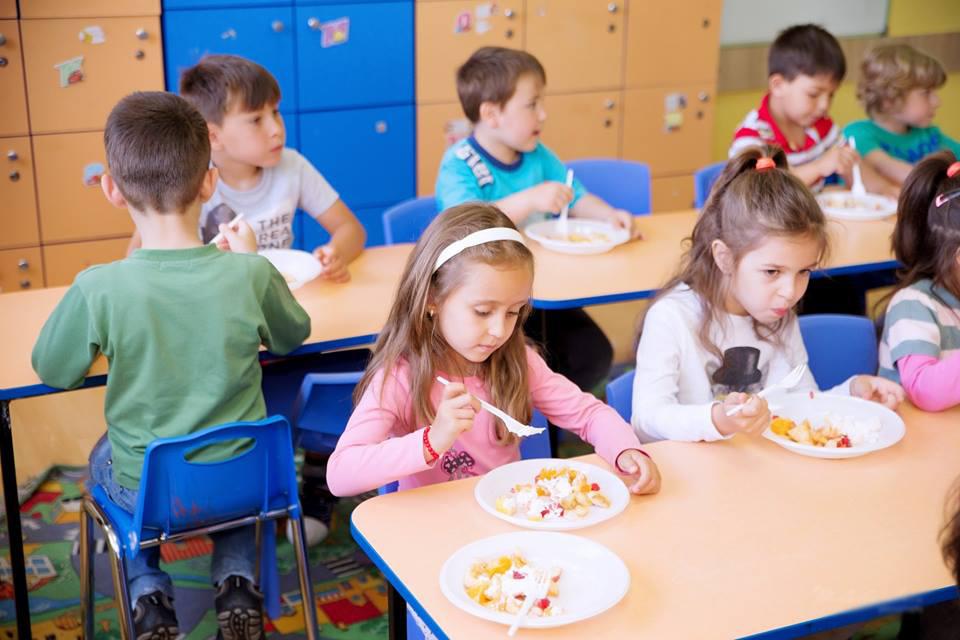 Какие суммы предусмотрены в Кишиневе на питание детей в детсадах и школах