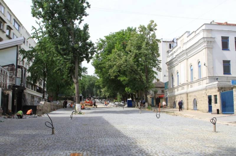 Strada pietonală în Chișinău va fi amenajată pînă la Hramul orașului (FOTO)