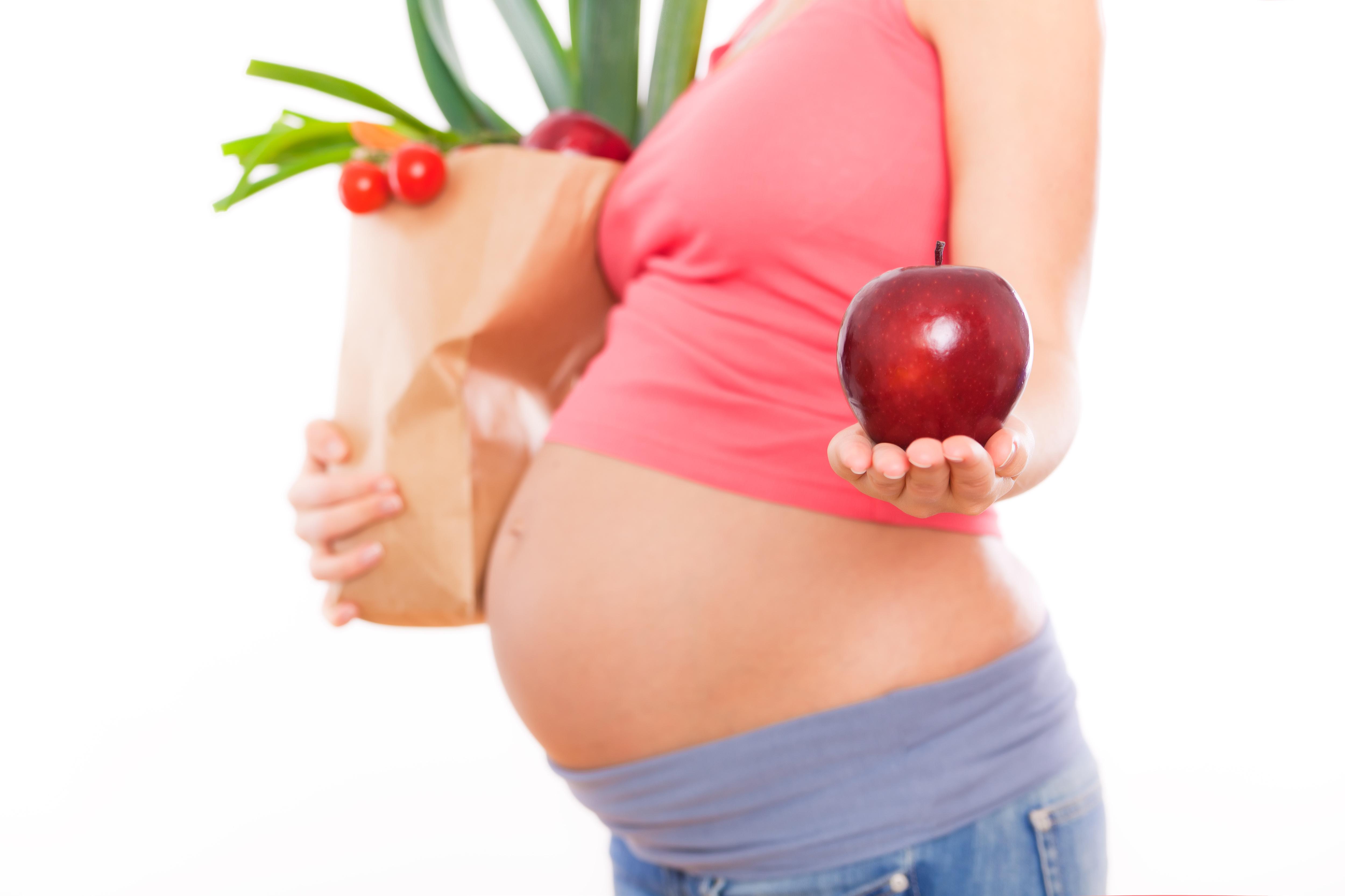 Большой вес и беременность: каковы возможные риски для здоровья?