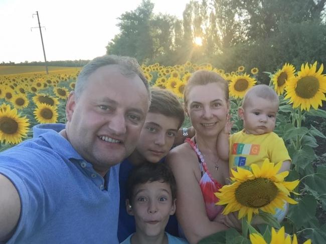 Известные люди Молдовы, которые знают, что много детей – это счастье!