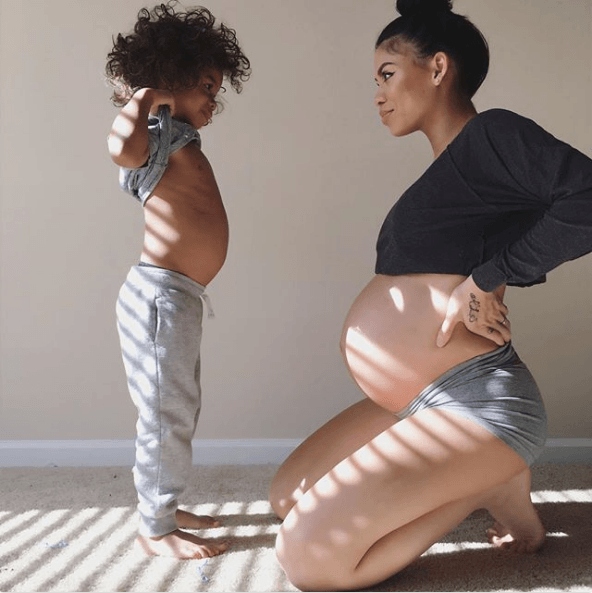 Inspiră-te! Ședințe foto impresionante cu graviduțe