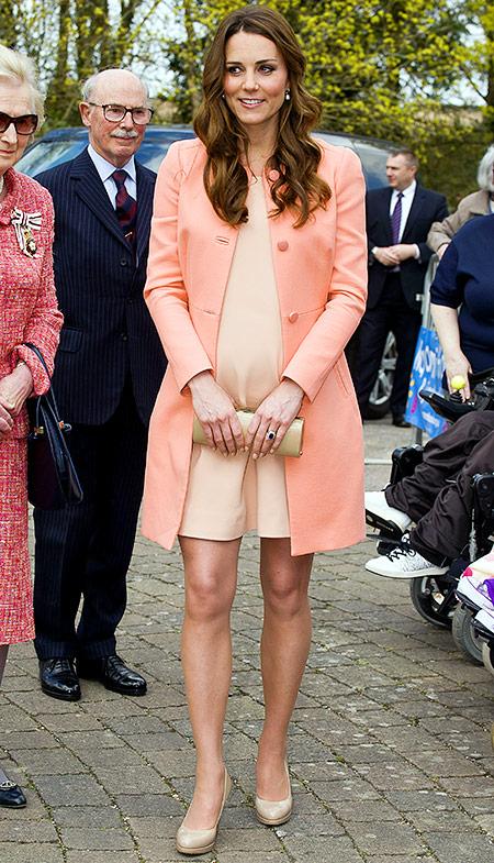 Cele mai bune imagini cu Kate Middleton în timpul primei sale sarcini