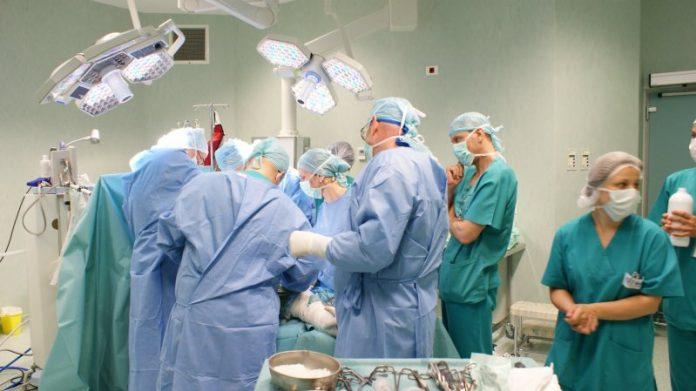 Зарубежные хирурги прооперировали пятерых детей с врожденными патологиями