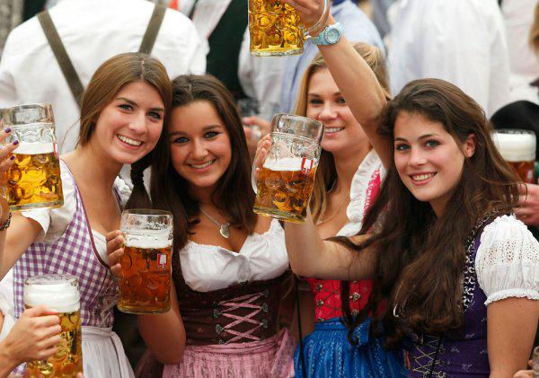 La Munchen a început tradiționalul festival al berii – Oktoberfest 2014