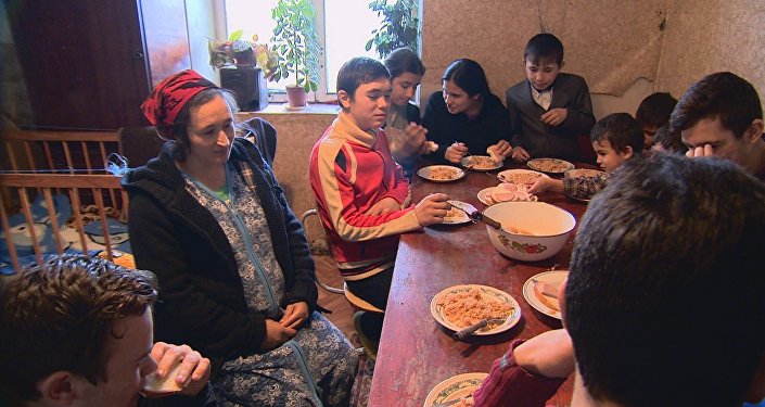 Беременна 16-м ребенком! Молдавская многодетная семья на грани выживания