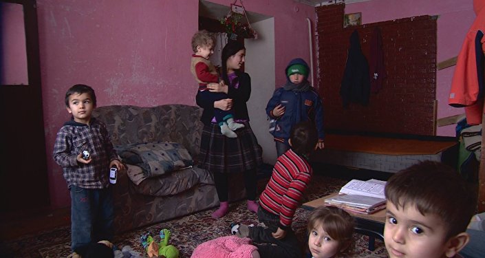 O femeie din Ștefan Vodă este însărcinată cu al 16-lea copil. Familia are nevoie de ajutor