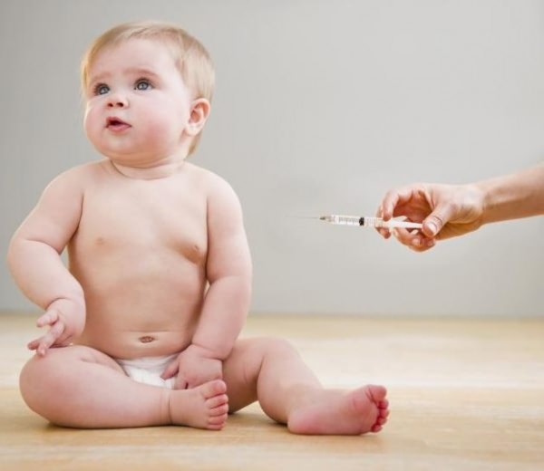 Mihai Stratulat: La ce riscuri vă supuneți copiii dacă nu-i vaccinați