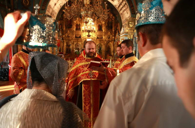 Creştinii ortodocşi intră în cel mai lung şi aspru post al anului