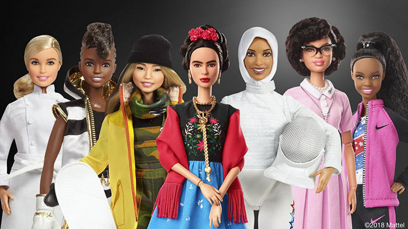 Целых 17 новых кукол Барби в честь международного женского дня