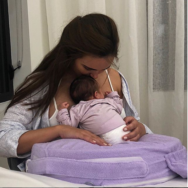 Xenia Deli, într-o poză extrem de dulce alături de fiica sa