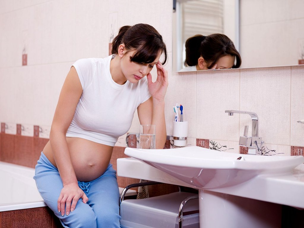 Когда токсикоз при беременности становится опасным?