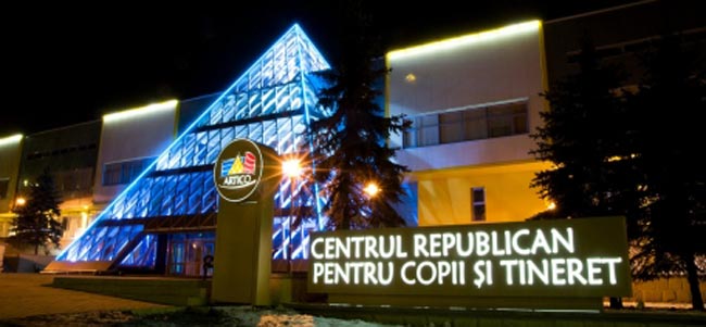 Centrul pentru copii ARTICO a încetat să perceapă plăţi ilegale, după o investigaţie Publika TV