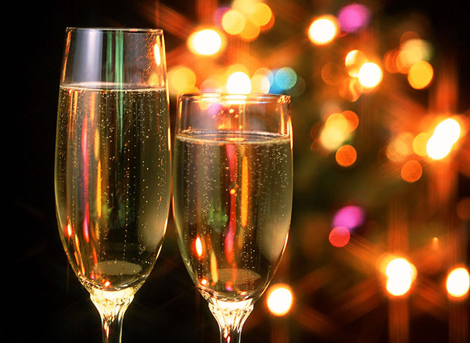 Новый год с любимым: как превратить праздничную ночь в секс-свидание?