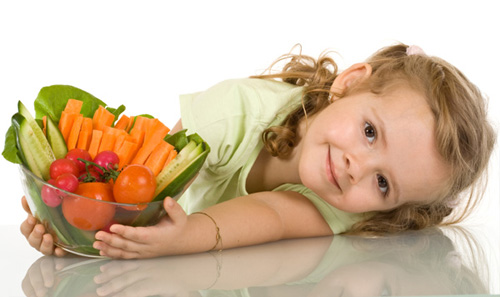 Rigorile mesei de sărbătoare pentru copil: 12 cele mai nocive produse