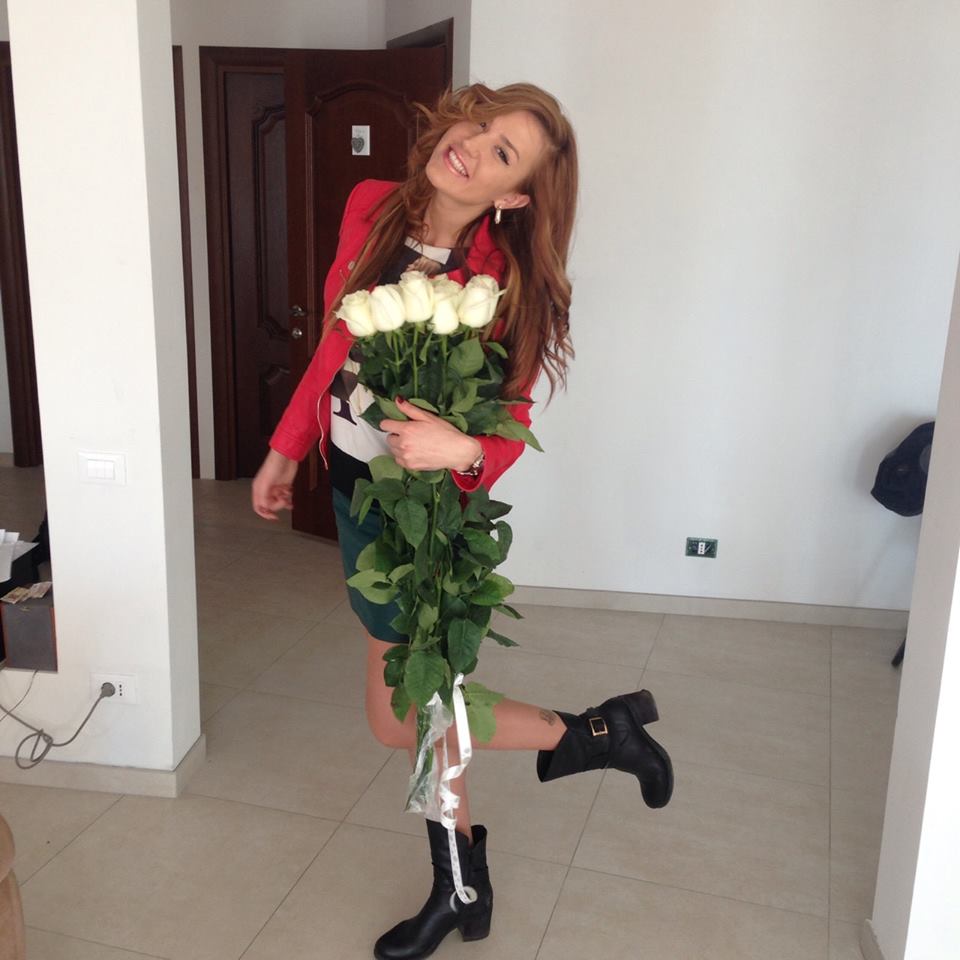 Tatiana Heghea a primit în dar o vacanță exotică și flori, de la iubit!