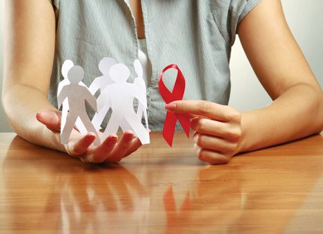 Nouă luni și HIV. Medicul Lucia Pîrțînă despre toate problemele sarcinii în cazul unui statut HIV pozitiv