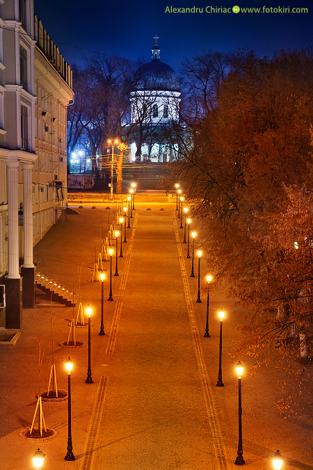 Огни ночного города: 33 удивительно красивые фотографии Кишинёва