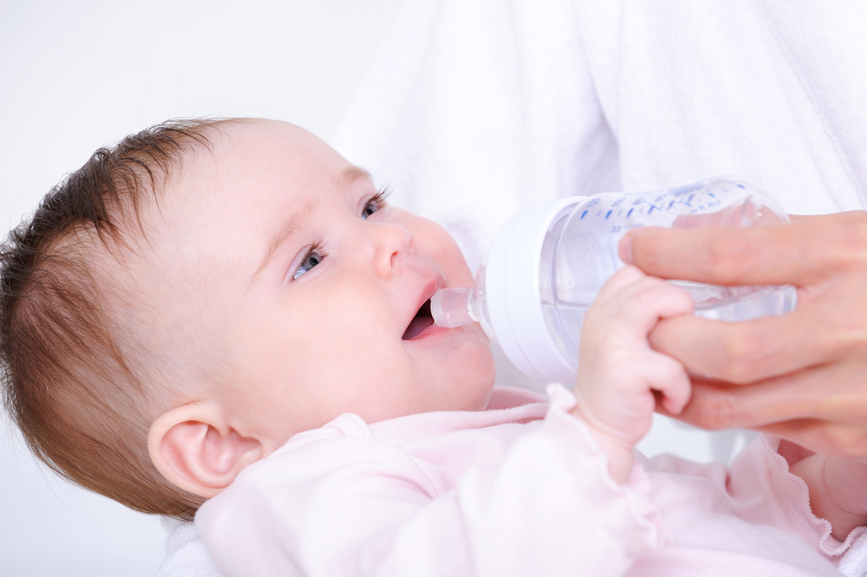 Укропная вода для новорожденных: рецепт приготовления укропной воды, польза и сколько давать малышу