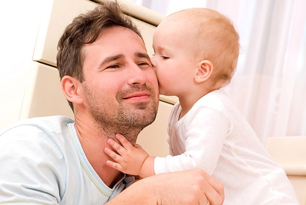 Cum se transformă soțul în tată: șiretlicuri femeiești