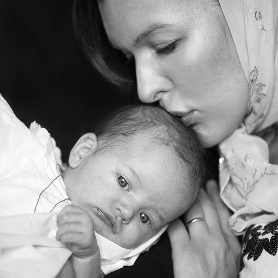 Милла Йовович крестила младшую дочь в православной церкви в Лос-Анджелесе